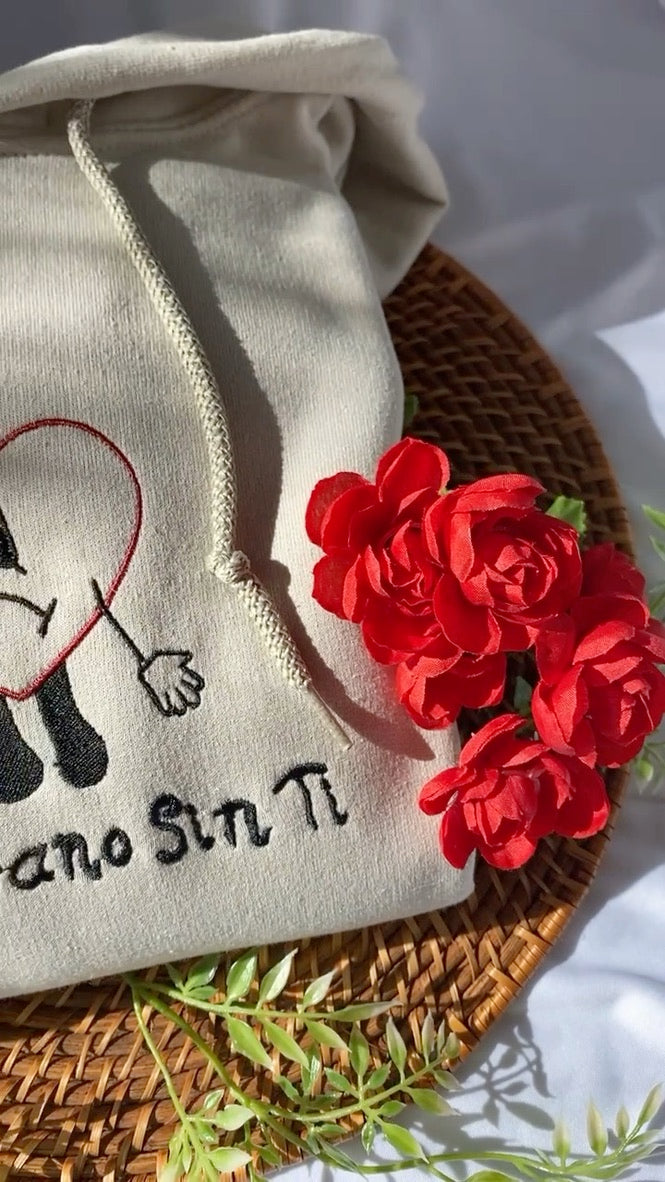 UN VERANO SIN TI HOODIE