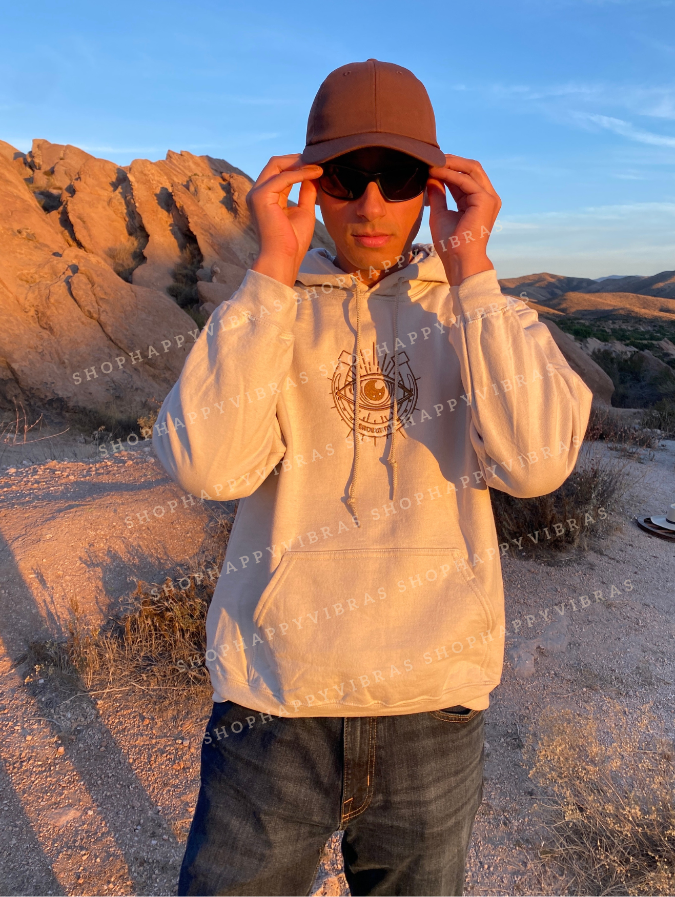 'MOST WANTED' HOODIE/CREWNECK