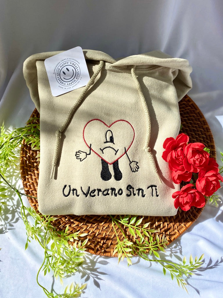 UN VERANO SIN TI HOODIE