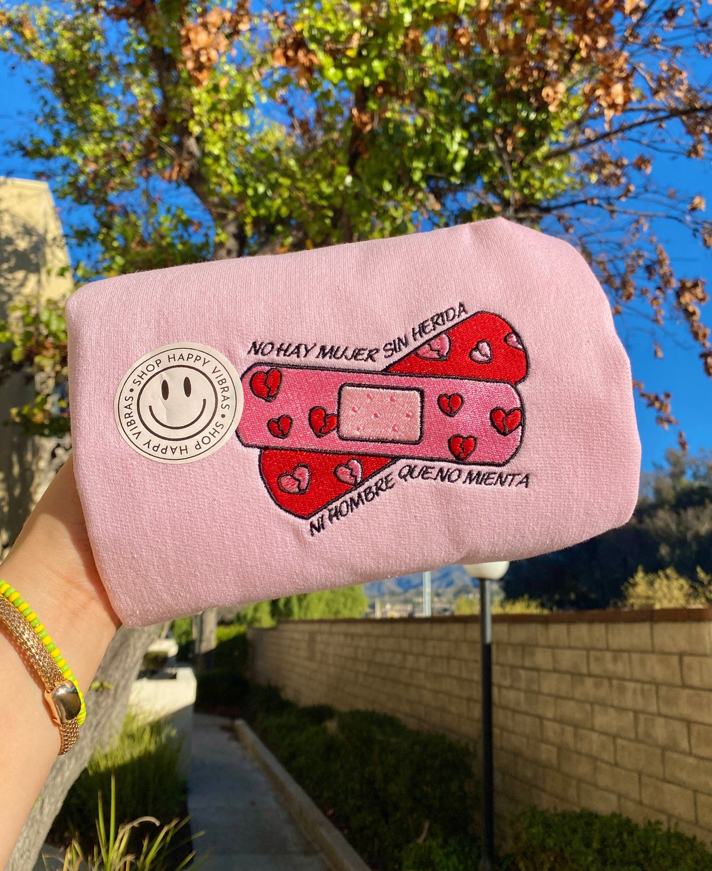 "ANDREA" - NO HAY MUJER SIN HERIDA