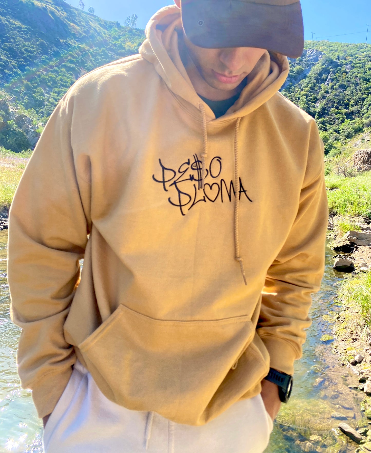 PESO PLUMA EMBROIDERED