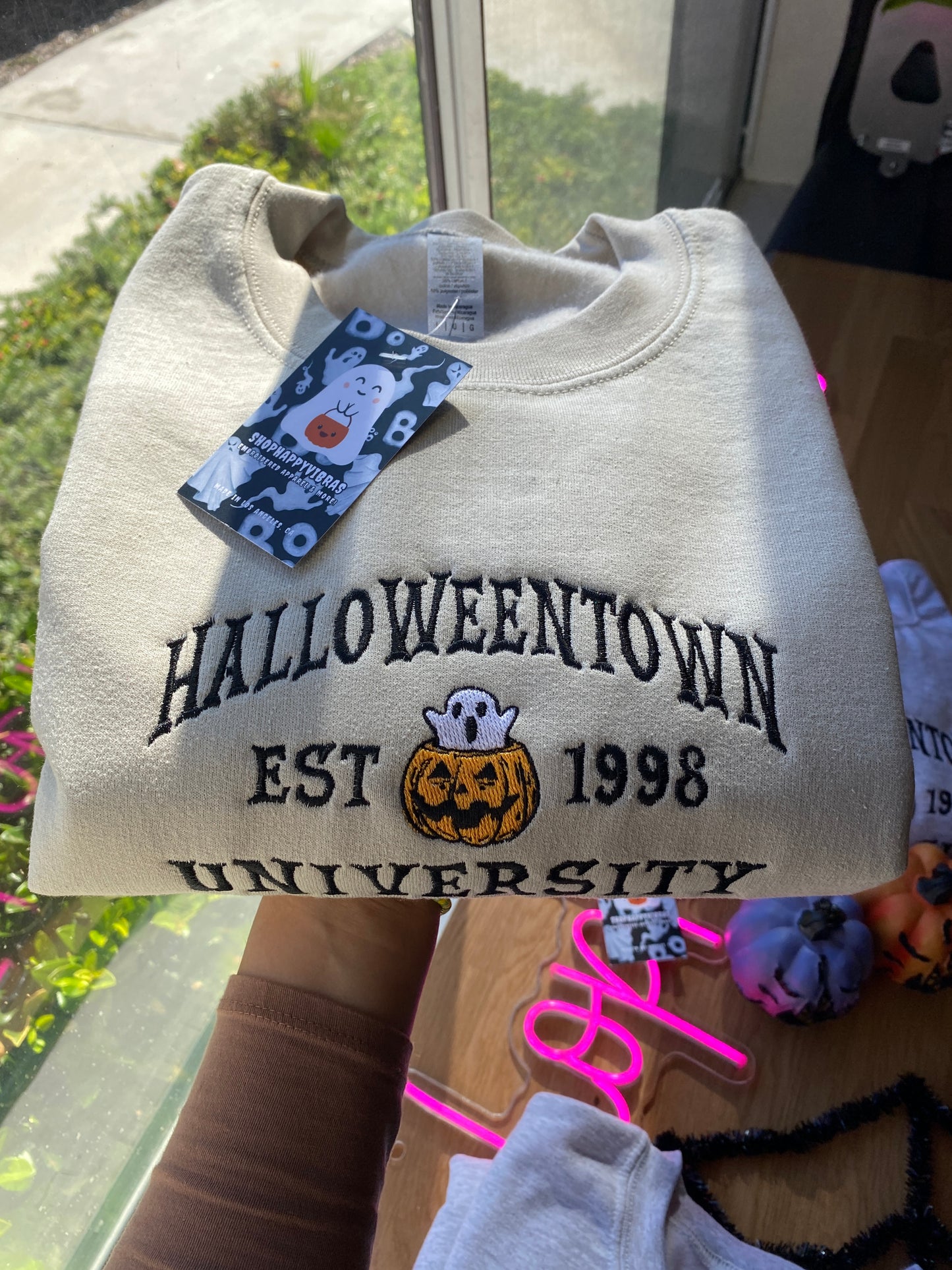 HALLOWEENTOWN EMBROIDERED SWEATER